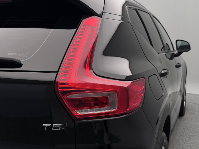 Volvo XC40 T5 AWD MOMENTUM PRO AUT 2.0 Momentum