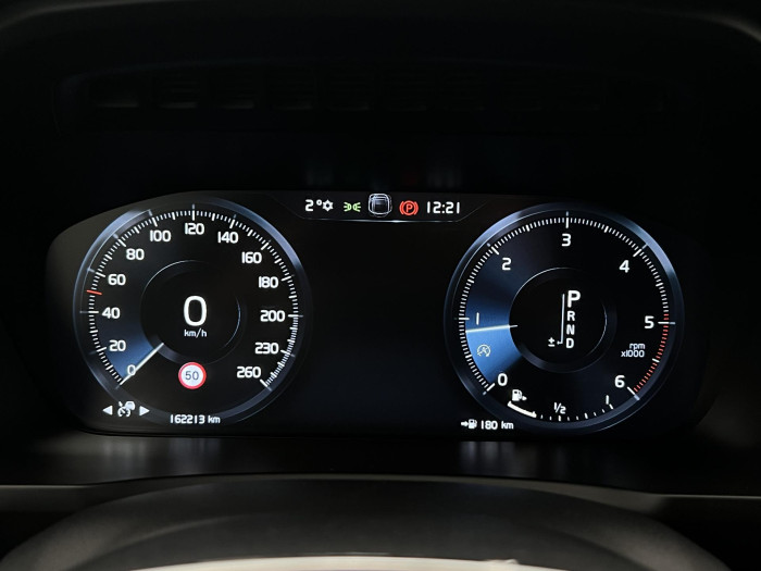 Volvo XC90 D5 AWD INSCRIPTION 7MÍSTNÁ AUT 2.0 d