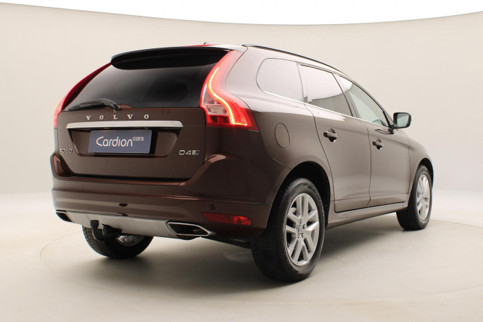 Volvo XC60 D4 AWD MOMENTUM REZERVACE 2.4 d Momentum
