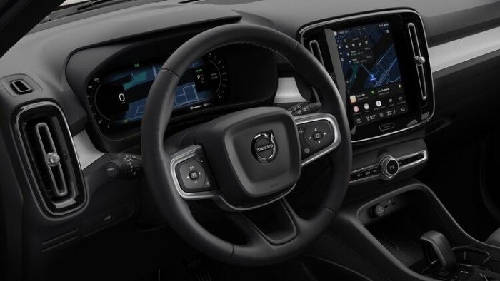 Volvo XC40 B3 DARK PLUS AUT