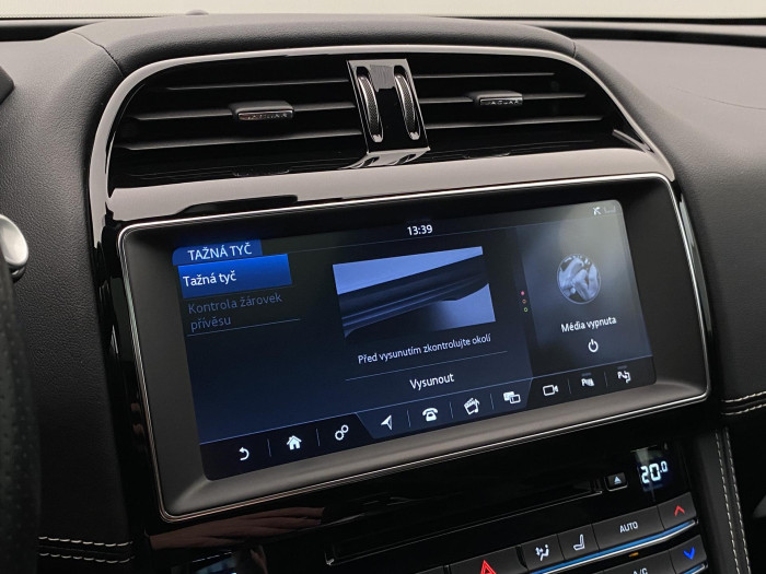 Jaguar F-Pace 5.0 V8 SVR AWD REZERVACE 5.0 V8