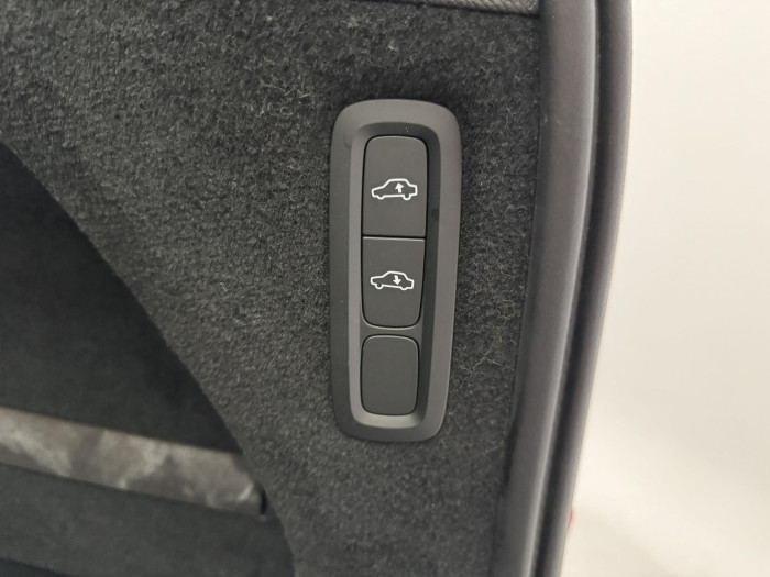 Volvo XC90 D5 AWD INSCRIPTION REZERVACE 2.0 d