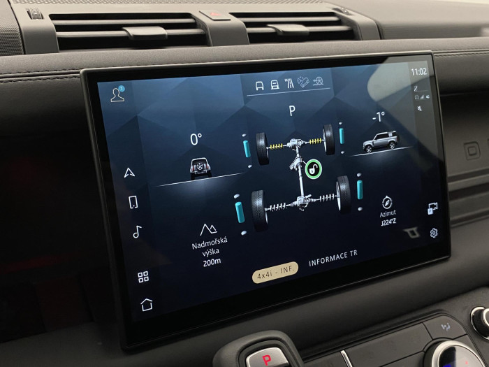 Land Rover Defender D250 X-DYNAMIC SE REZERVACE 3.0 d Dynamic SE