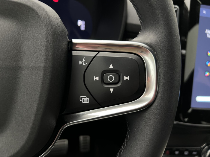 Volvo XC40 RECHARGE TWIN MOTOR PLUS