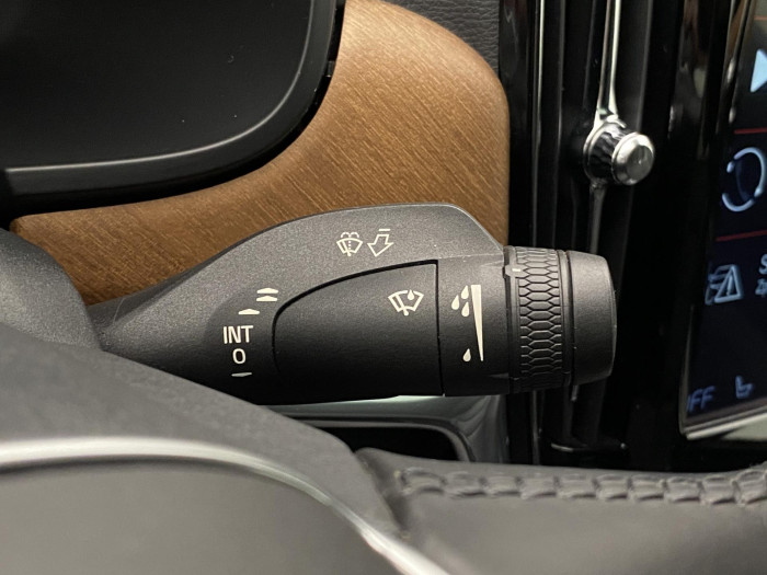 Volvo S90 T8 TWIN ENGINE INSCRIPTION