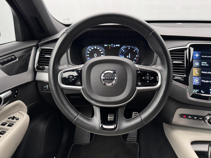 Volvo XC90 B5 AWD R-DESIGN AUT CZ
