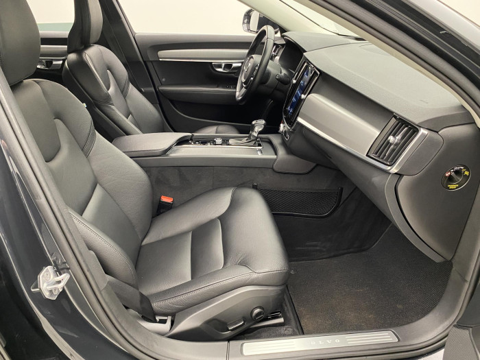 Volvo V90 D4 MOMENTUM AUT 2.0 d Momentum