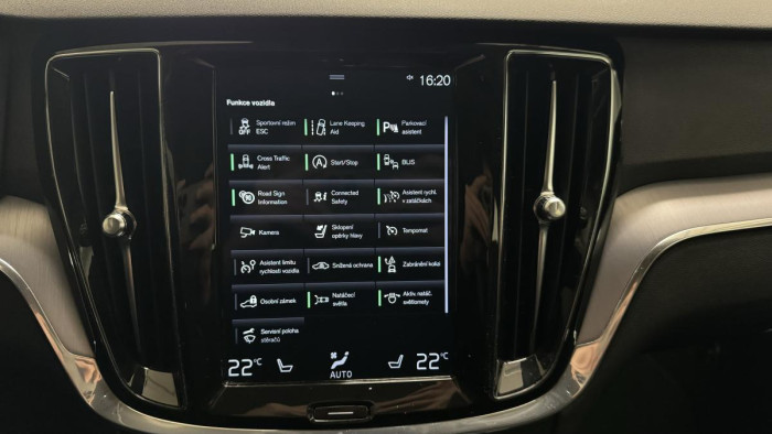Volvo V60 D3 MOMENTUM REZERVACE 2.0 d Momentum