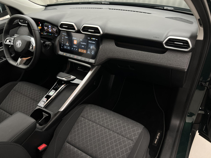 MG ZS 1.5 EMOTION HYBRID+ AUT CZ