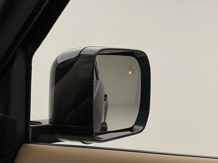 Land Rover Defender 110 D300 X-DYNAMIC HSE AWD AUT 3.0 d Dynamic