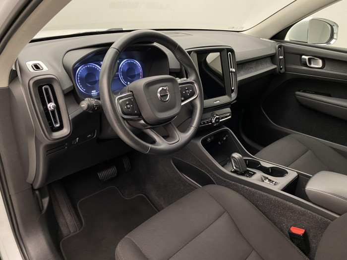 Volvo XC40 T2 MOMENTUM AUT CZ 1.5 Momentum