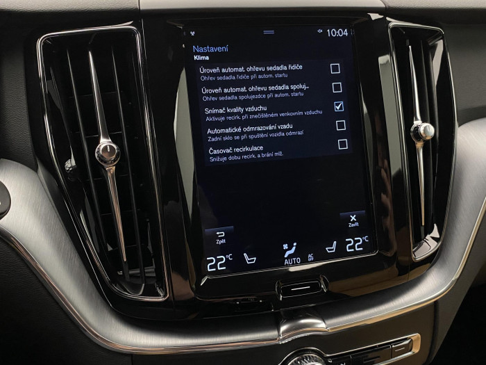 Volvo XC60 T5 AWD MOMENTUM AUT CZ 2.0 Momentum