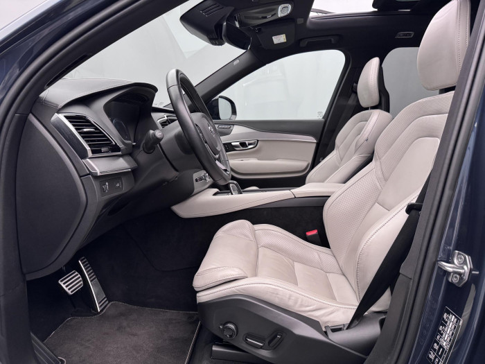 Volvo XC90 B5 AWD R-DESIGN AUT CZ