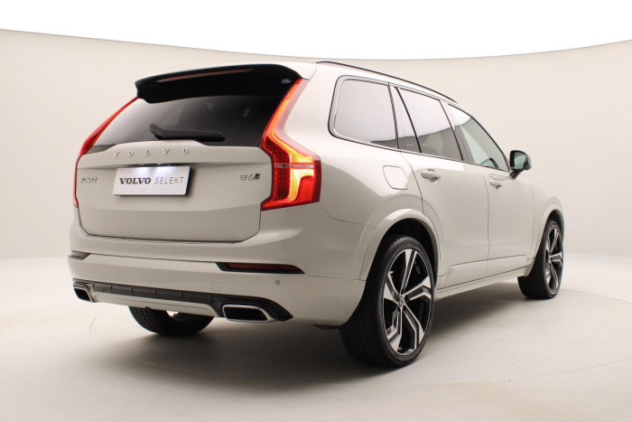 Volvo XC90 B6 AWD R-DESIGN REZERVACE