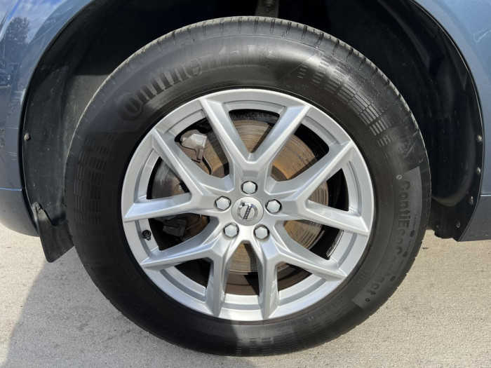 Volvo XC60 D3 MOMENTUM NAVIGACE 1.maj. 2.0 d Momentum