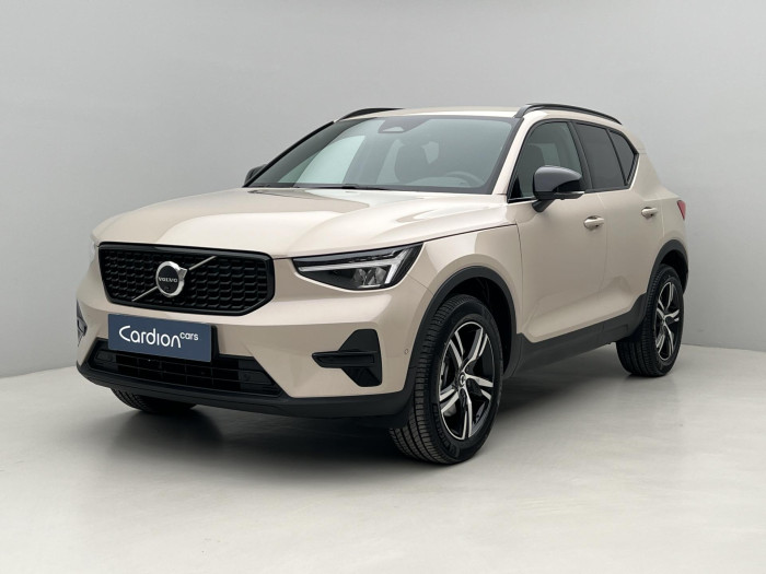 Volvo XC40 B3 DARK PLUS AUT