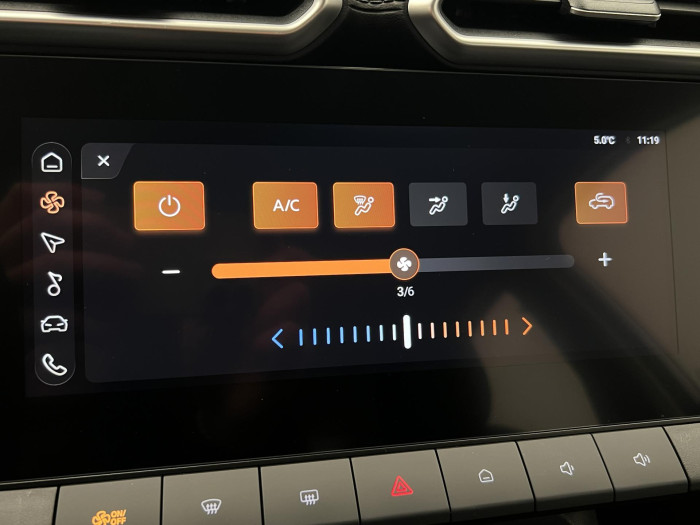 MG ZS 1.5 EXCITE CZ 1.maj.