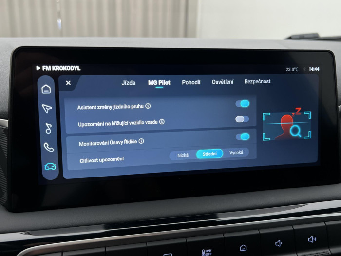MG MG3 EXCLUSIVE HYBRID+ AUT CZ 1.maj 1.5 Exclusive