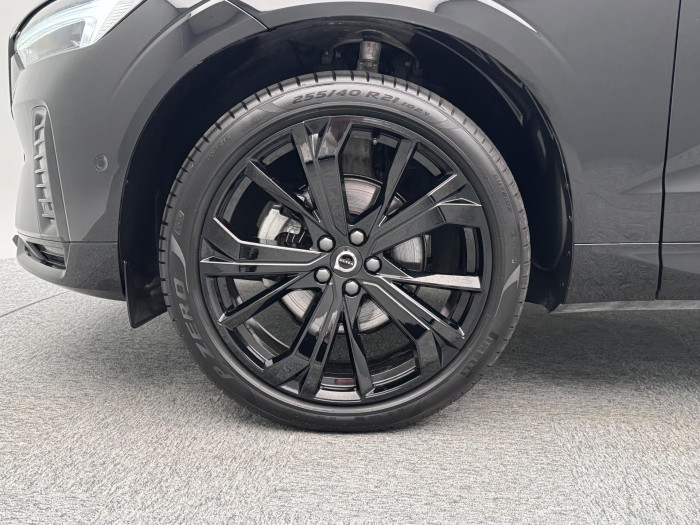 Volvo XC60 B5 AWD BLACK EDITION AUT 2.0 Edition