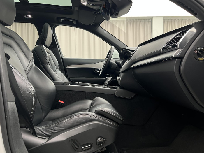 Volvo XC90 D5 AWD INSCRIPTION AUT 2.0 d