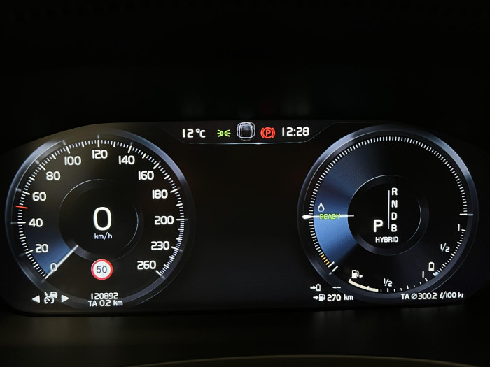 Volvo V90 T8 AWD RECHARGE R-DESIGN AUT