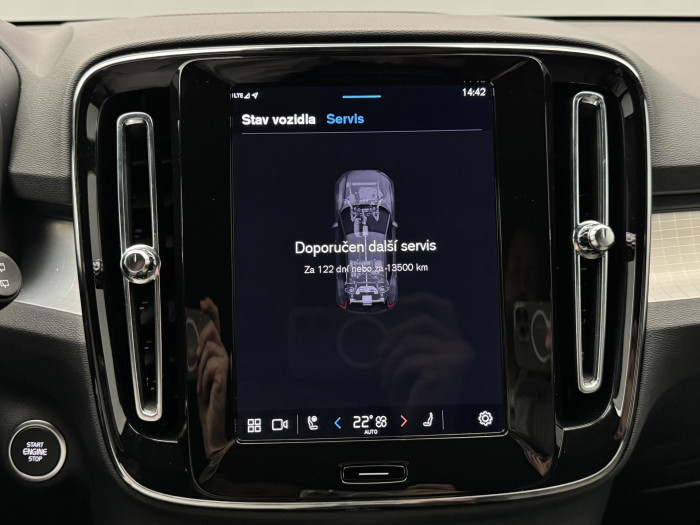 Volvo XC40 B3 DARK PLUS CZ 1.maj