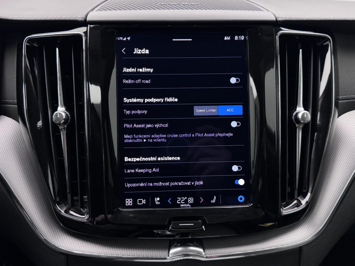 Volvo XC60 B6 AWD INSCRIPTION CZ