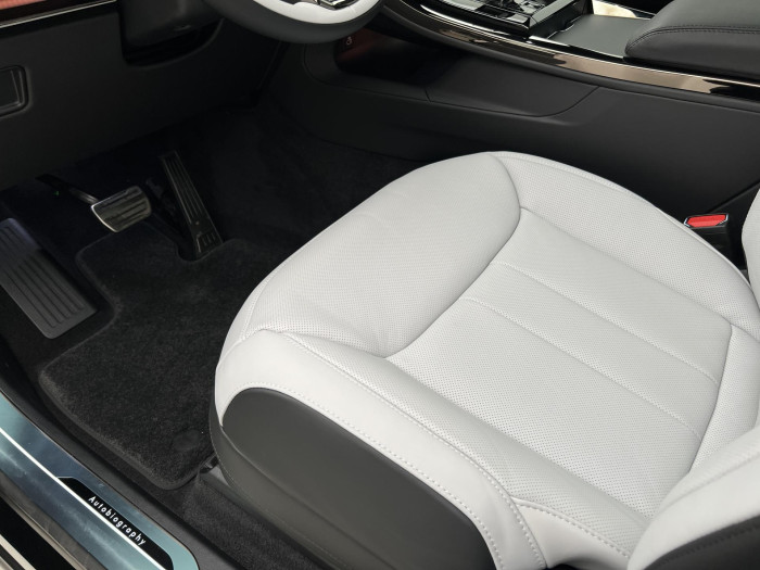 Land Rover Range Rover Sport D350 AUTOBIOGRAPHY AWD Aut 3.0 d