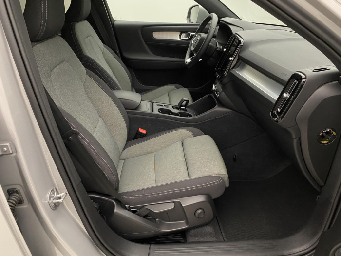 Volvo XC40 B4 CORE AUT 1.maj