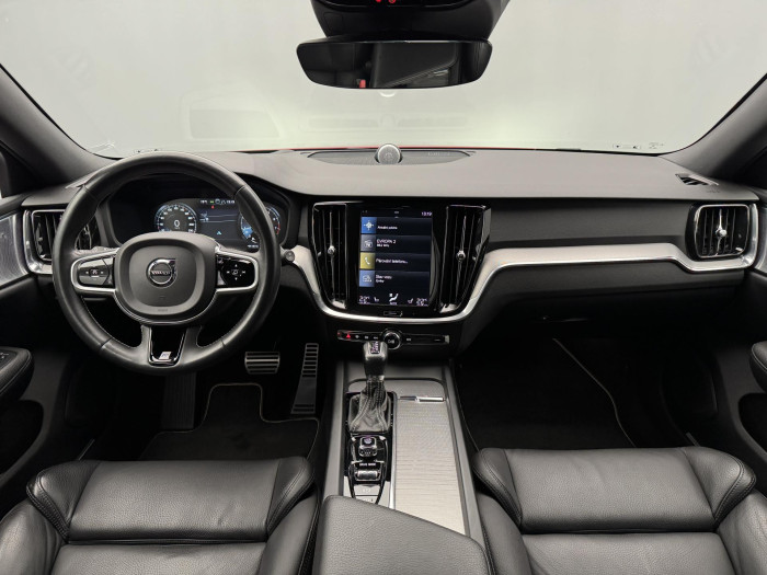 Volvo V60 T6 AWD R-DESIGN POLESTAR