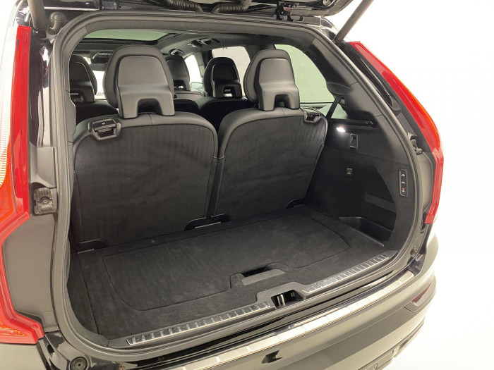 Volvo XC90 B5 AWD R-DESIGN AUT CZ