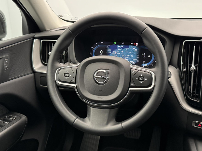Volvo XC60 B4 CORE AUT CZ 1.maj