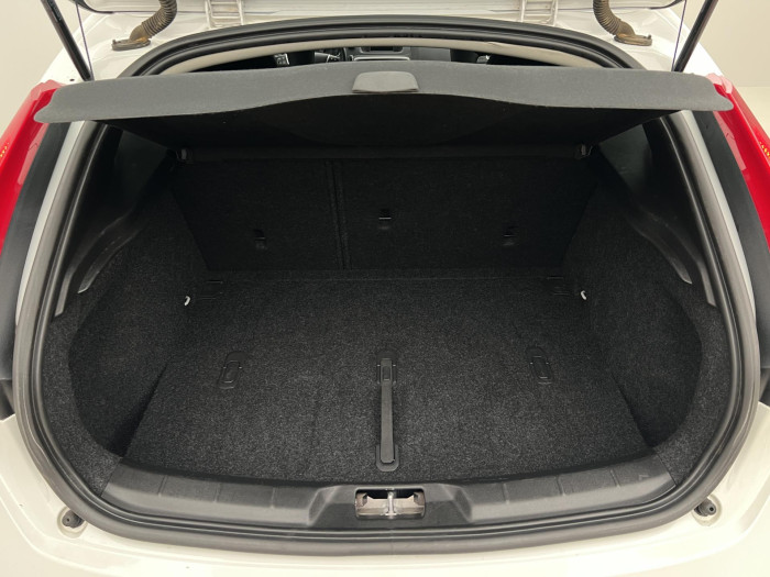 Volvo V40 T2 MOMENTUM AUT CZ 1.5 Momentum