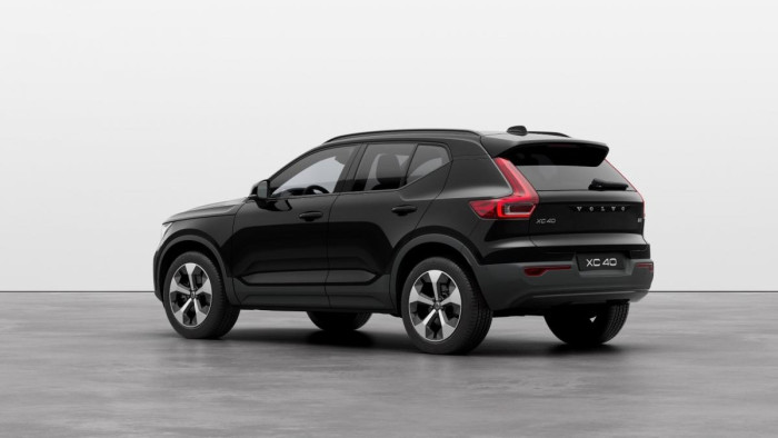 Volvo XC40 B3 AUT DARK PLUS