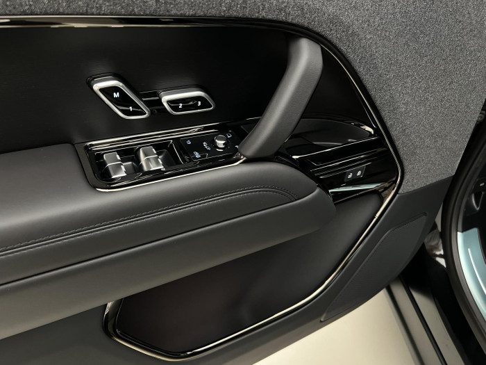 Land Rover Range Rover Sport D300 DYNAMIC SE AWD Aut 3.0 d Dynamic SE