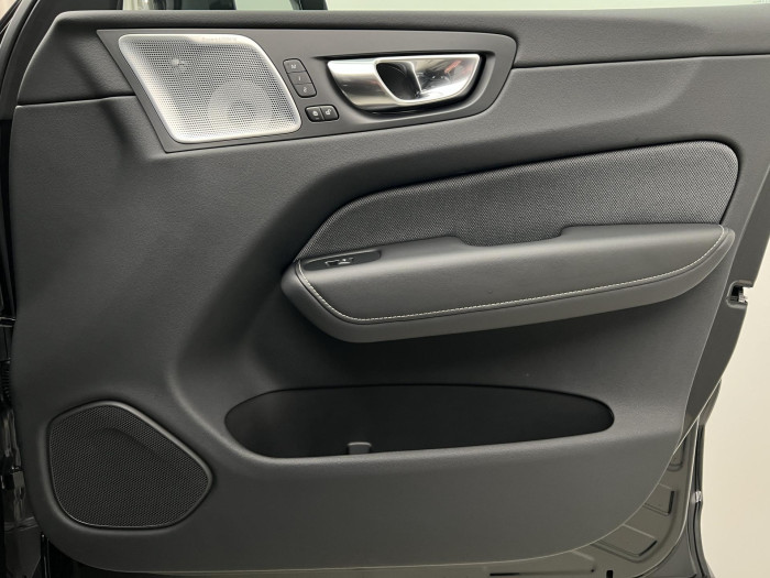 Volvo XC60 B5 AWD ULTRA BLACK EDITION AUT 2.0 Edition