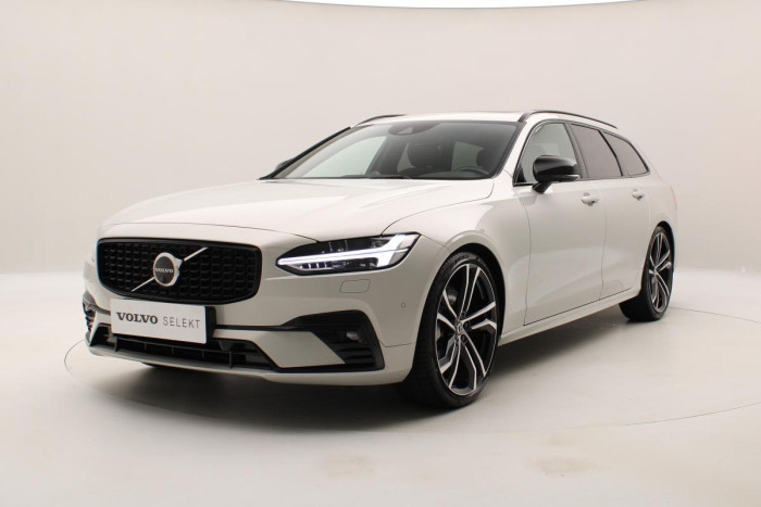 Volvo V90 B6 AWD R-DESIGN AUT REZERVACE