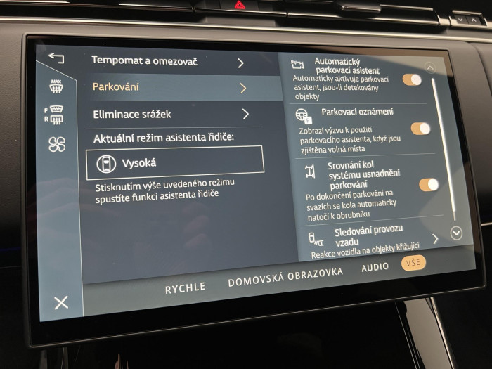 Land Rover Range Rover Sport P550e AUTOBIOGRAPHY REZERVACE