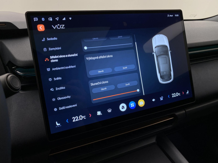 Lynk & Co 08 MORE PHEV