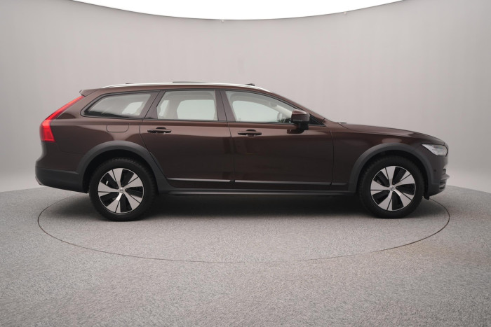 Volvo V90 CC D5 AWD PRO POLESTAR CZ AUT 2.0 d CC CC