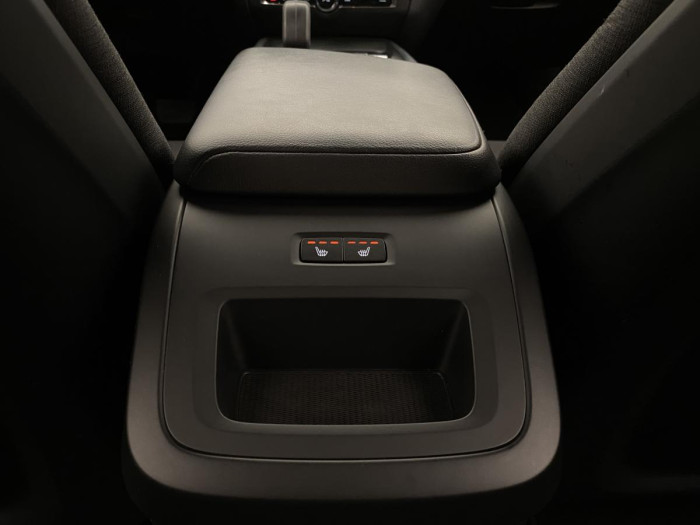Volvo V60 CC B4 AWD MOMENTUM REZERVACE 2.0 CC CC Momentum