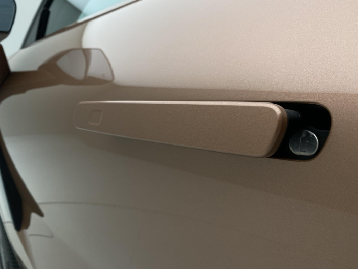 Lynk & Co 08 MORE PHEV