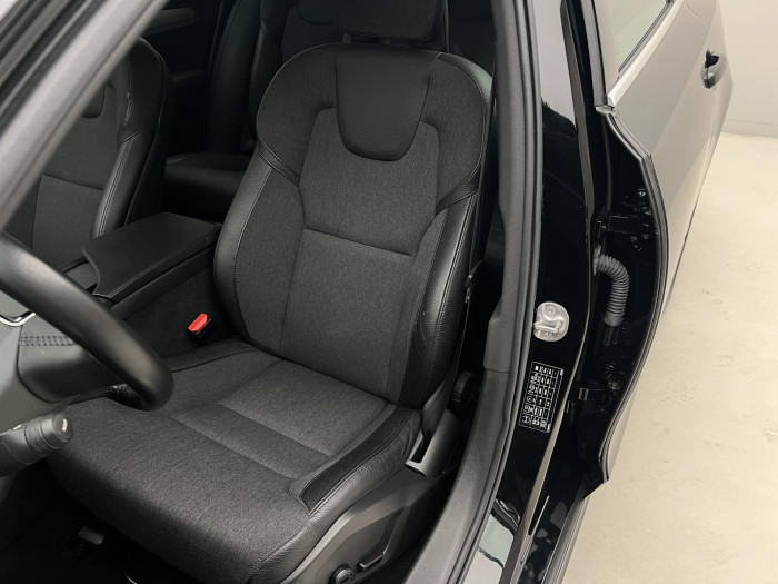 Volvo V90 B4 MOMENTUM AUT 2.0 Momentum