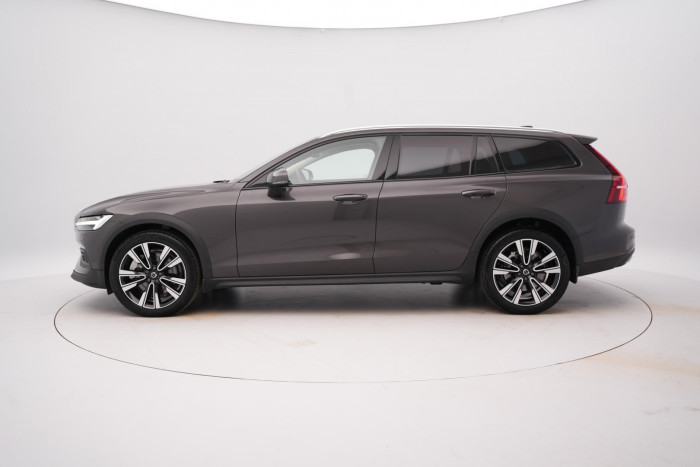 Volvo V60 CC B5 AWD PLUS BRIGHT 1.maj