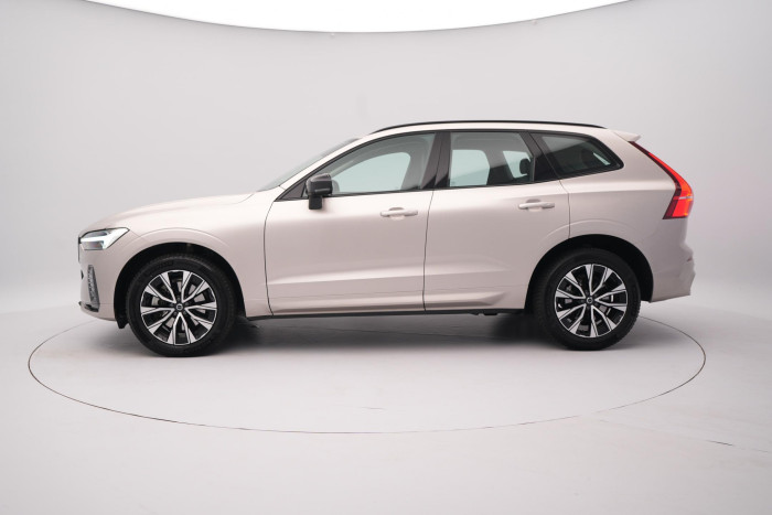 Volvo XC60 B4 AWD PLUS DARK AUT CZ 1.maj