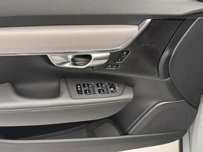 Volvo V90 T6 AWD RECHARGE PLUS DARK AUT