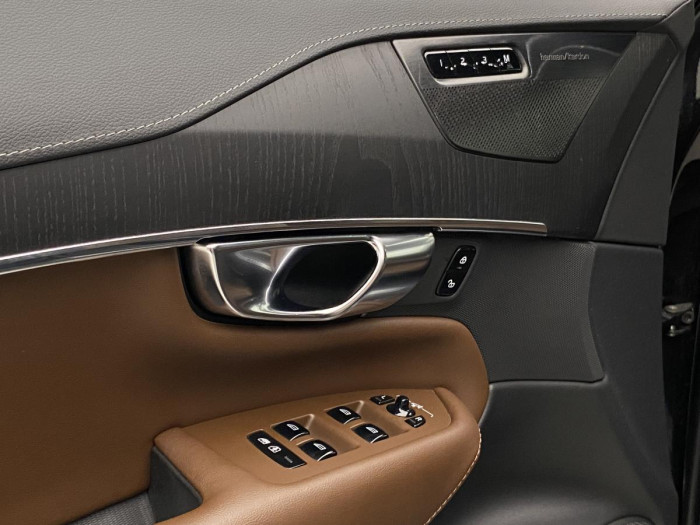 Volvo XC90 B5 AWD INSCRIPTION REZERVACE