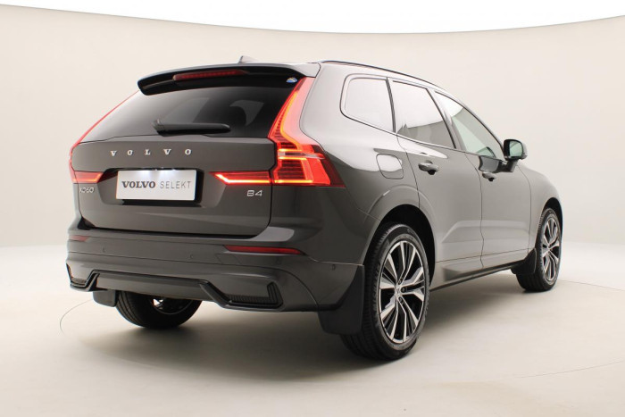 Volvo XC60 B4 PLUS DARK AUT REZERVACE 2.0 Plus
