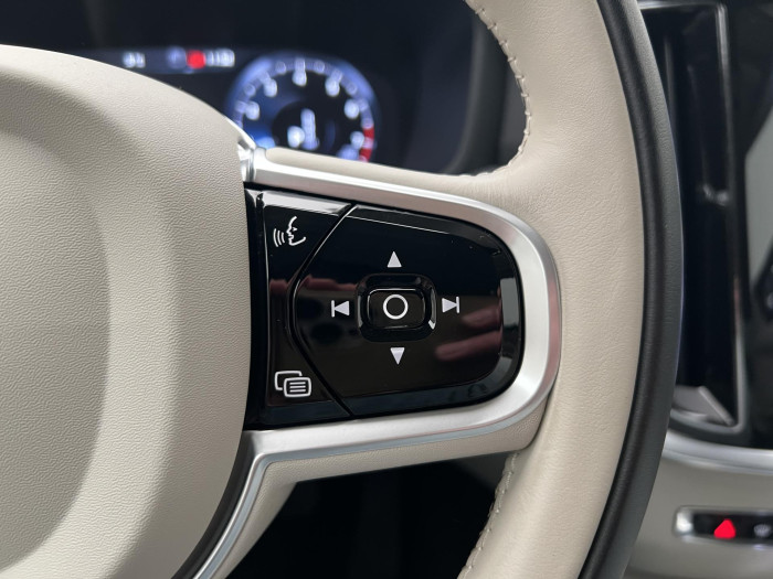 Volvo S60 B3 INSCRIPTION AUT CZ