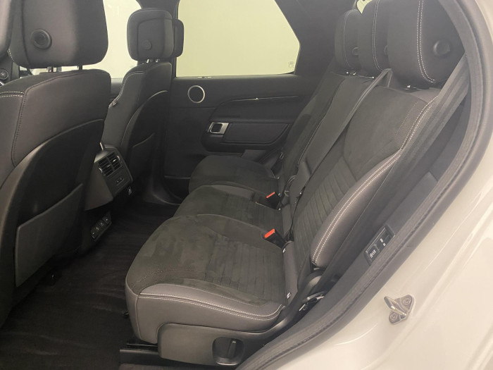 Land Rover Discovery D300 HSE AWD AUT 7míst 3.0 d